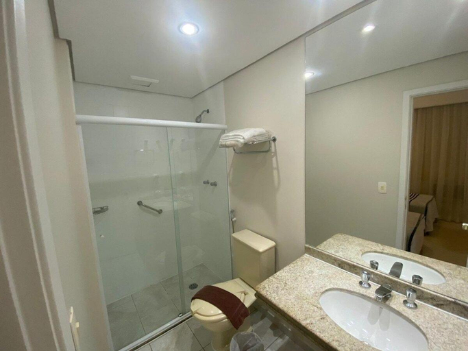 Bathroom 3, Flat Bienal Suites Ibirapuera UH607, São Paulo