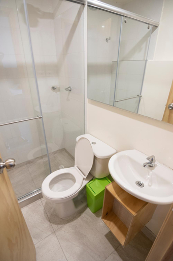 Bathroom 2, ApartaSuites Bogota Campin, Santafé de Bogotá