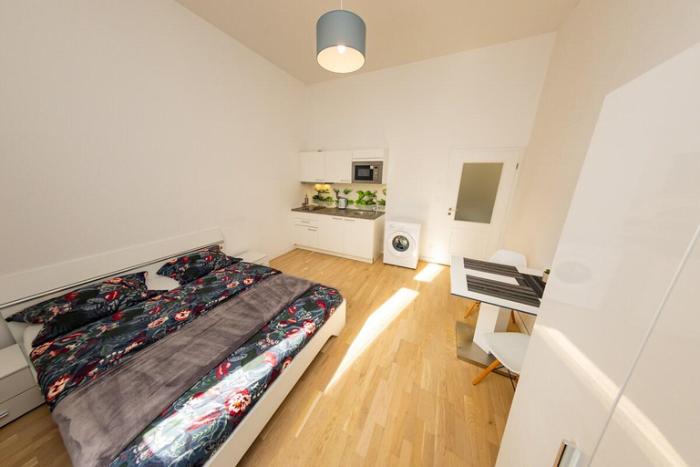 Bedroom 2, Modern apartment near Wenceslas square, Praha 1