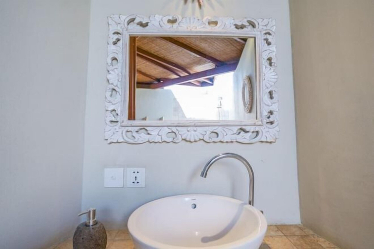 Bathroom 30
