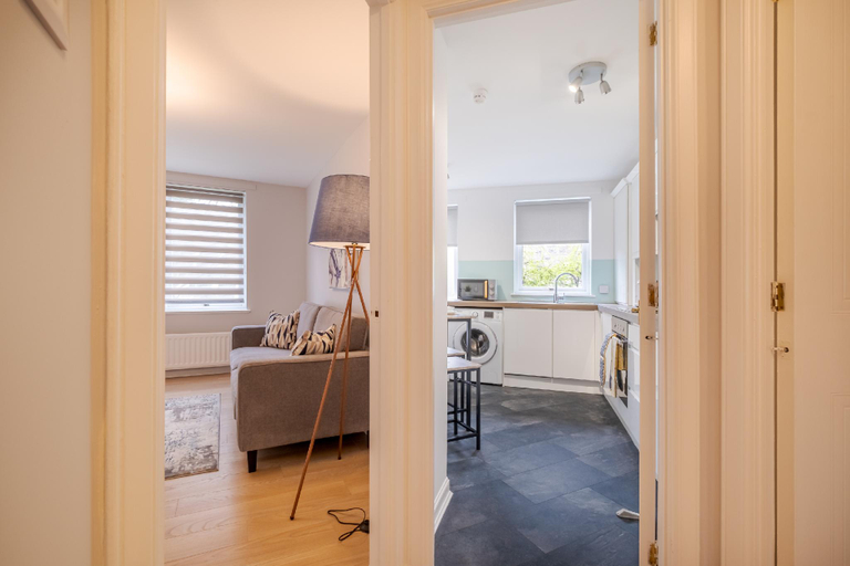 Others 3, Bloomfield Residence - SJA Stays - Luxury 2 Bed Apartment, Aberdeen