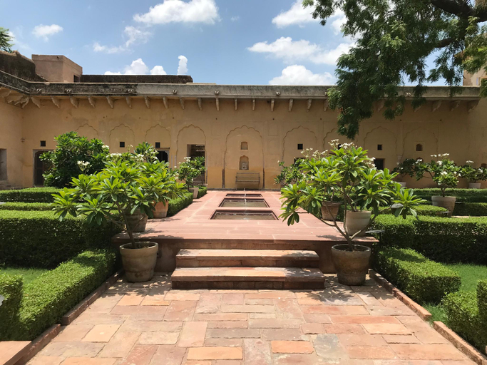 Others 2, Deeppura Garh, Sikar