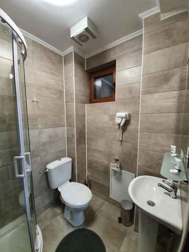 Bathroom 2, Cabana Rares, Novaci