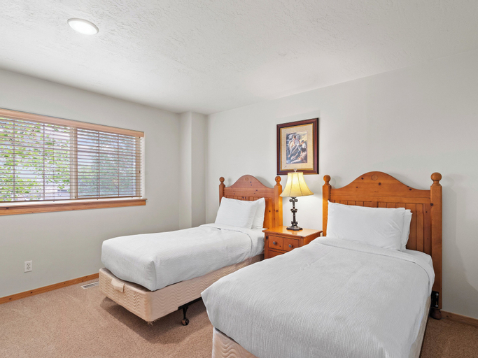 Bedroom 21