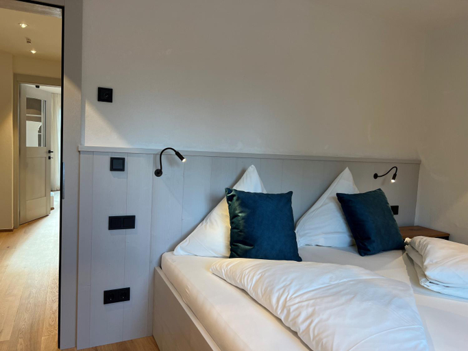 Bedroom 2, Hoixl Gutl auf der Fraueninsel, Rosenheim