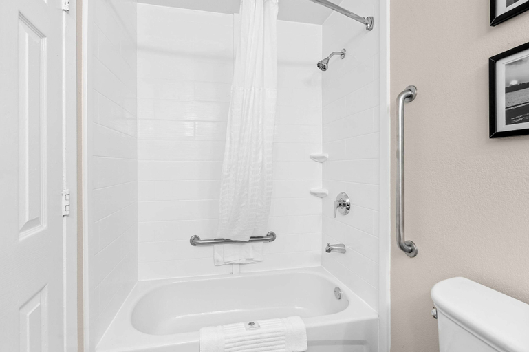 Bathroom 5