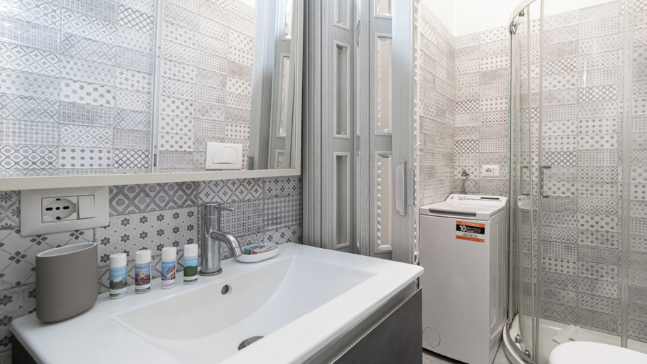 Bathroom 3, Italianway - Padova 76, Milano