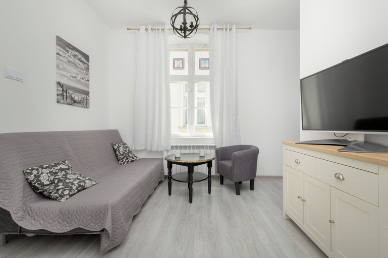 Others 5, Sopot 3 Bedroom Apartment by Renters, Sopot