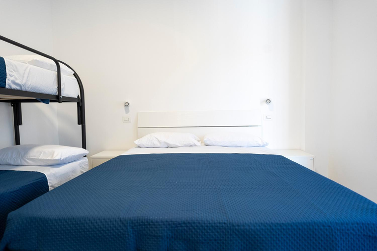 Bedroom 2, Prestige House 7, Cosenza