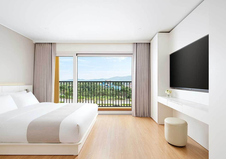 Bedroom 2, Hanwha Resort Seorak Sorano, Goseong