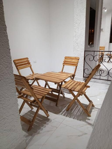 Others 5, Casa Palmamar, Santa Elena