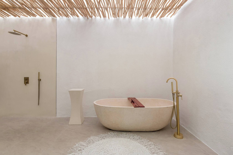 Bathroom 4, Luxurious Mediterranean Villa In Canggu Oasis, Badung