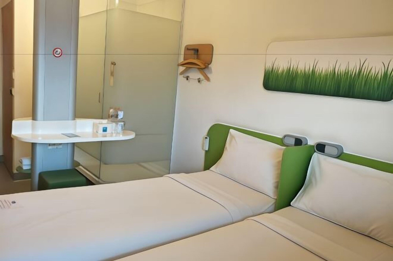 Bedroom 17