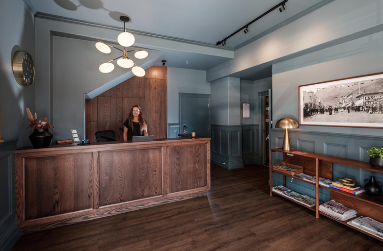 Public Area 2, Kaslo Hotel, Central Kootenay