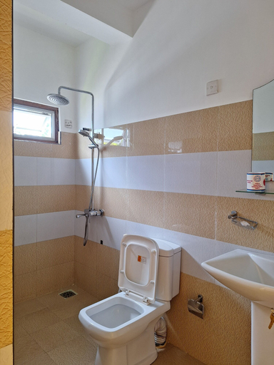 Bathroom 4, Lilly Guest Inn, Haputale