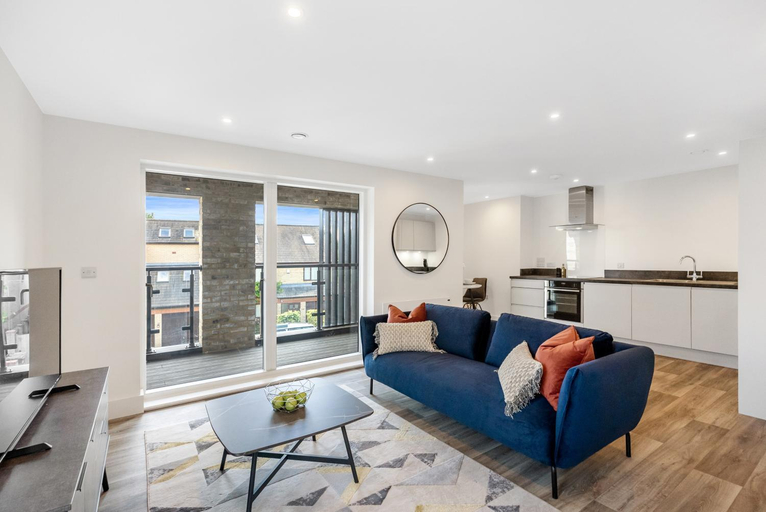 Guestroom, Tailored Stays - Water Street Apartments, Cambridgeshire