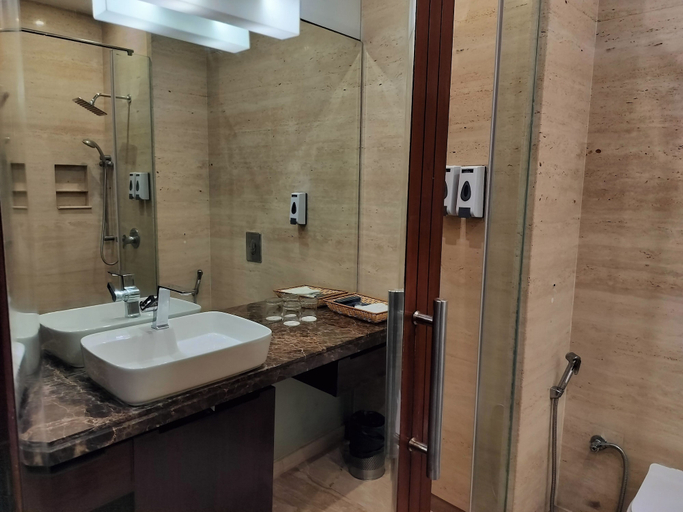 Bathroom 4