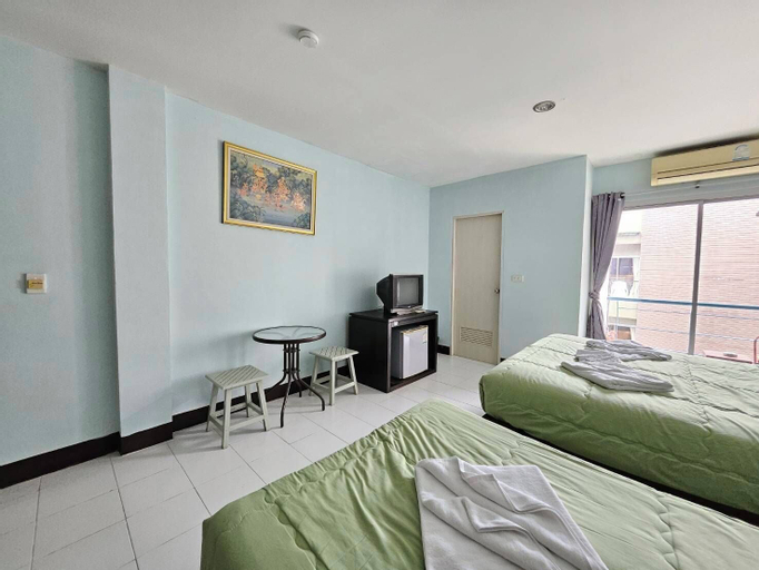 Bedroom 9