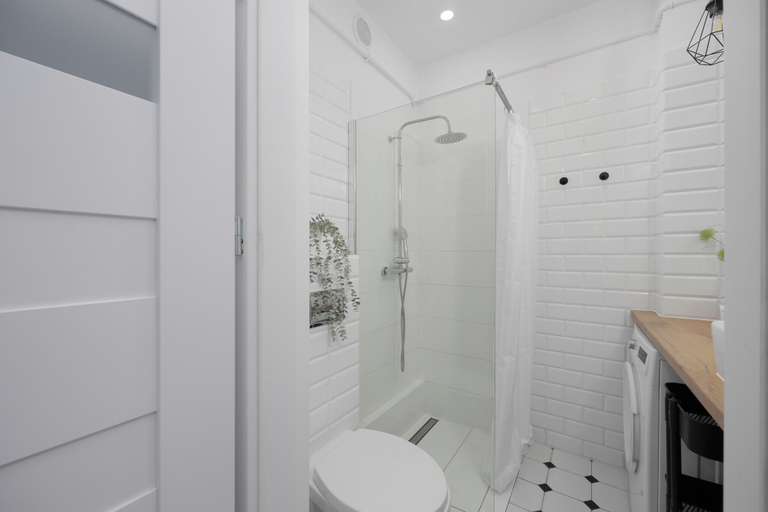 Bathroom 4, Blisko Plaży nad Wisłą by Renters, Warsaw