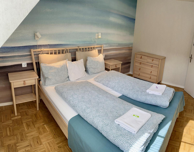 Bedroom 2, bedinBERN Aparthotel, Bern