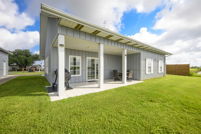 Exterior & Views 1, The Blue Heron, Aransas