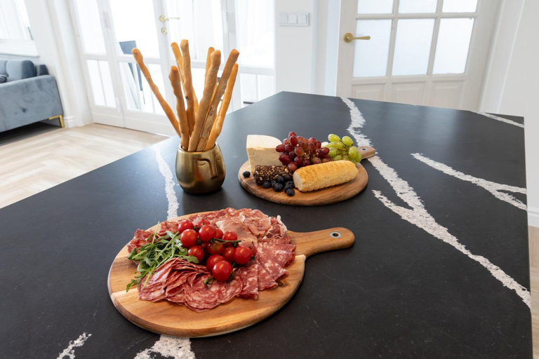 Food & Drinks 4, Srebrna Luxury Apartments - willa fabrykancka - wnetrza premium, Łódź