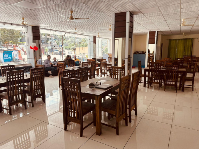 Food & Drinks 3, Goroomgo Hotel Vaidehi Palace Rudraprayag, Garhwal