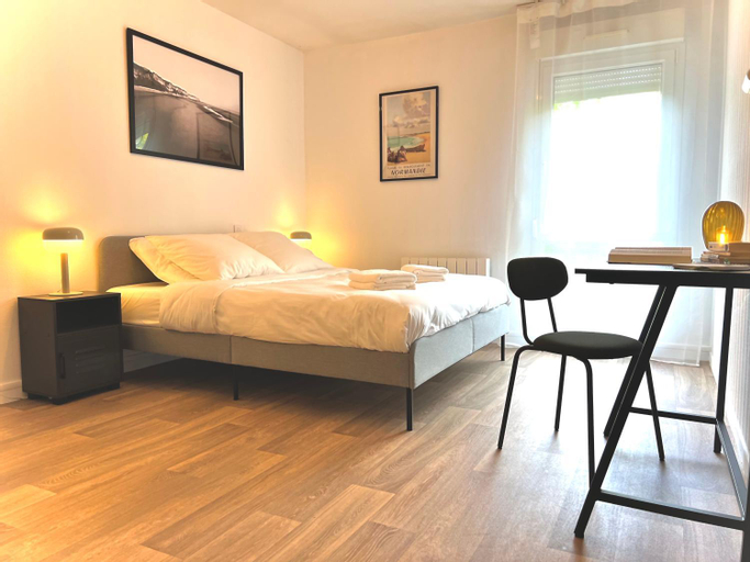 Bedroom 2, Caumont Hill, Calvados