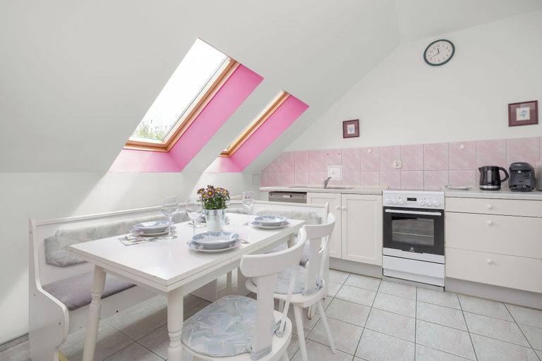 Others 3, Kołobrzeg Centrum Pink by Renters, Kołobrzeg