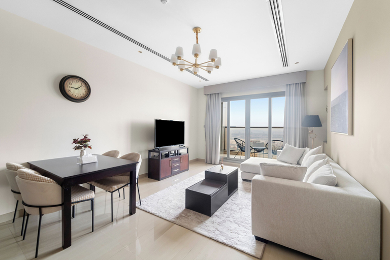 Others 4, Elite Downtown Residences, Dubai