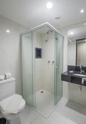 Bathroom, Hotel Guarumar Gold LTDA, Guarujá
