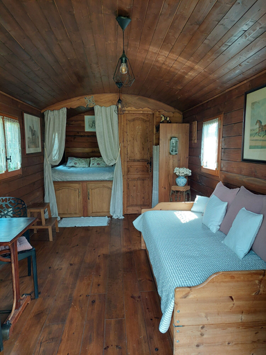 Bedroom 3, Les Roulottes de la Brauderie, Maine-et-Loire