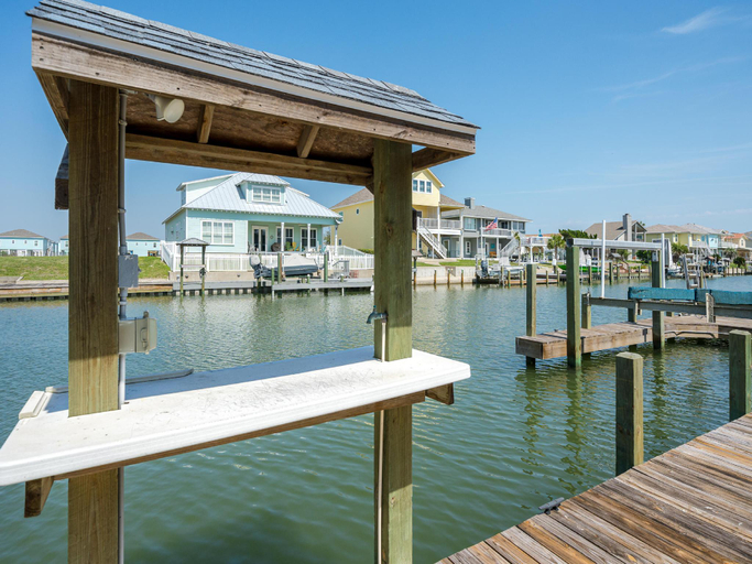Sport & Beauty 2, Rockports Hidden Gem, Aransas