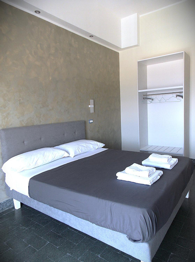 Bedroom 4, Central House, Reggio Di Calabria
