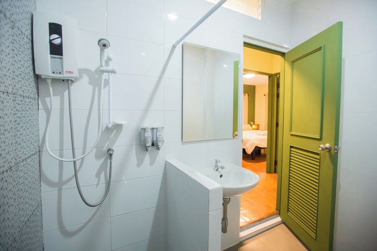 Bathroom 4, iRoom Boutique House, Muang Chiang Mai