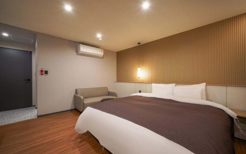 Bedroom 3, Gimhae Jangyu Hotel 101, Gimhae