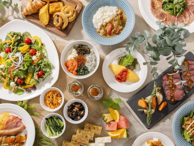 Food & Drinks 17