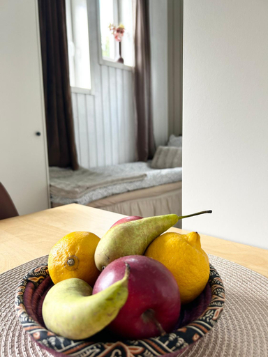 Food & Drinks 5, Lilla huset Bed & Breakfast - countryside guesthouse, free parking, Örebro