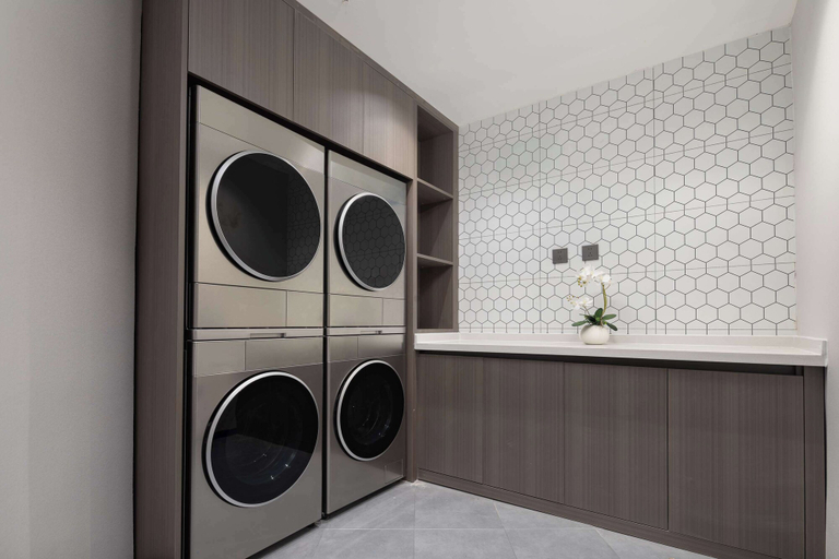 Bathroom 5, Microtel By Wyndham Qingdao Huangdao, Qingdao