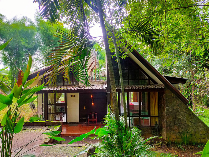 Exterior & Views 2, Grand Mulia Sakinah Boutique Resort Pandaan, Pasuruan