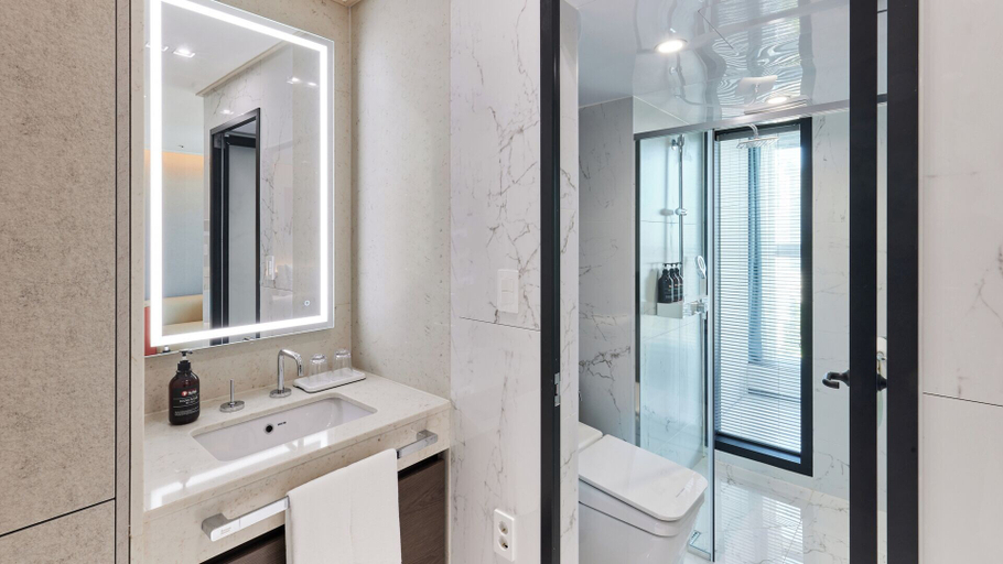 Bathroom 5, Travelodge Suites Busan Centum , Haeundae