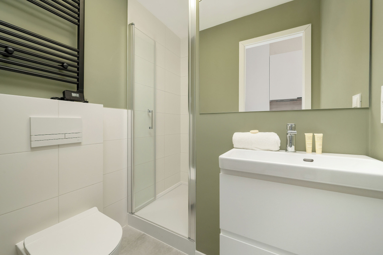 Bathroom 4, Comfortable Wroclaw Studio by Renters, Środa Śląska