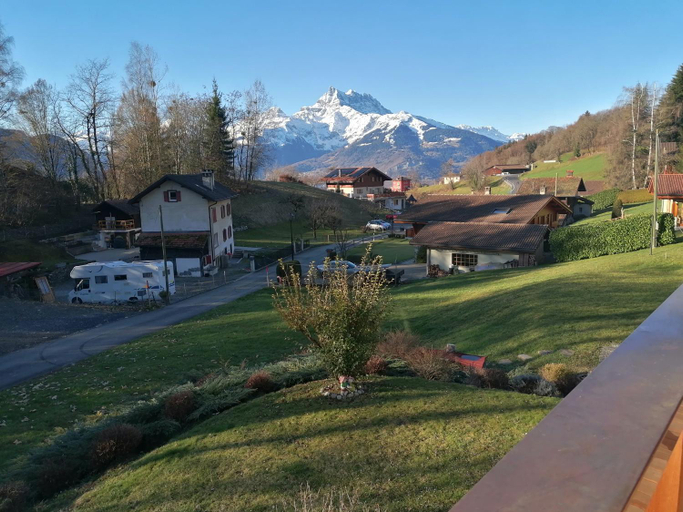 Others 3, Les Combles des Combes, Aigle