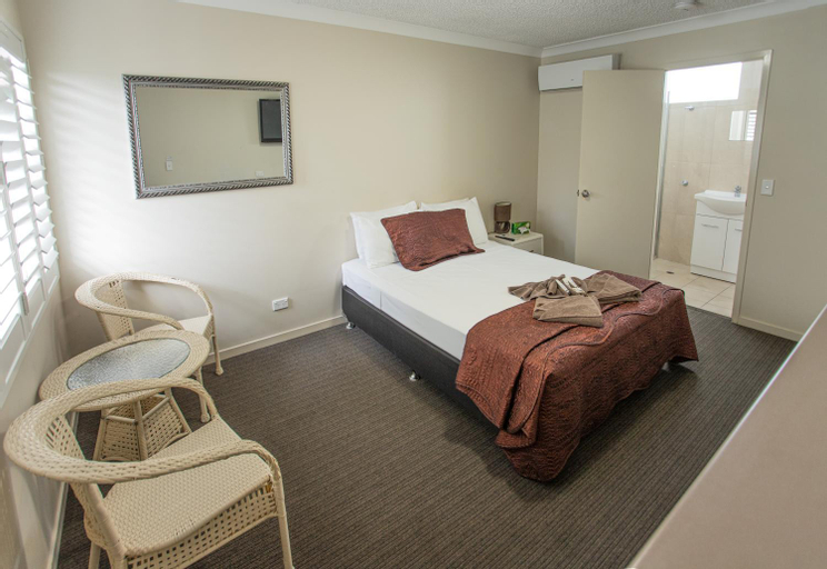Bedroom 12