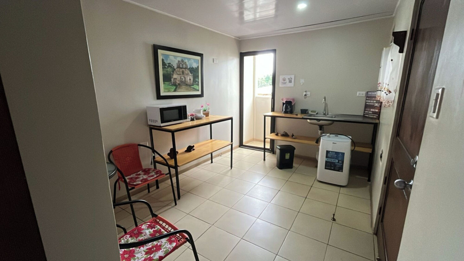 Others 5, Rivera Family Airport Apartments, Alajuela