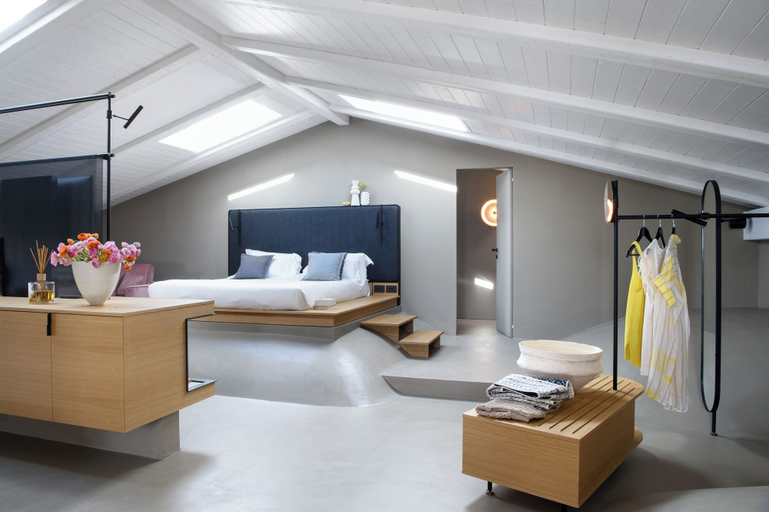 Bedroom 5, Laqua Countryside, Napoli