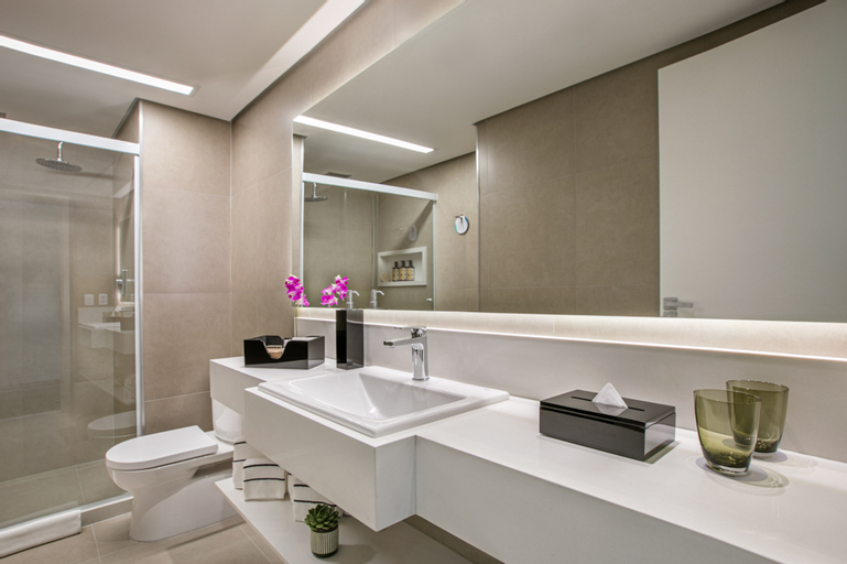 Bathroom 22
