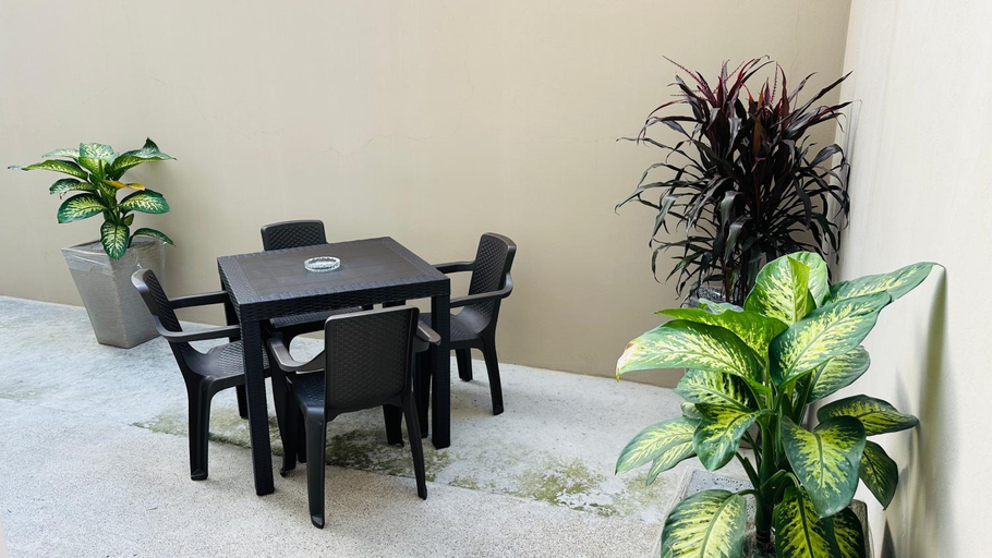 Others 2, Comfortable 3-Bedroom Apartment, close to the American Consulate, Guayaquil