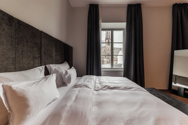Bedroom 4, META SUITES historic city living, Bolzano