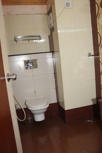 Bathroom 4, Gokul Plaza, Khordha